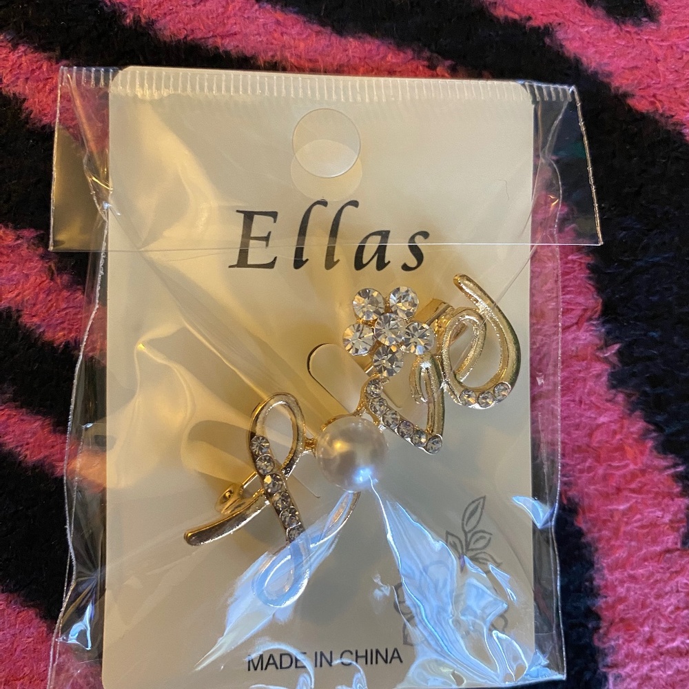 Brooch